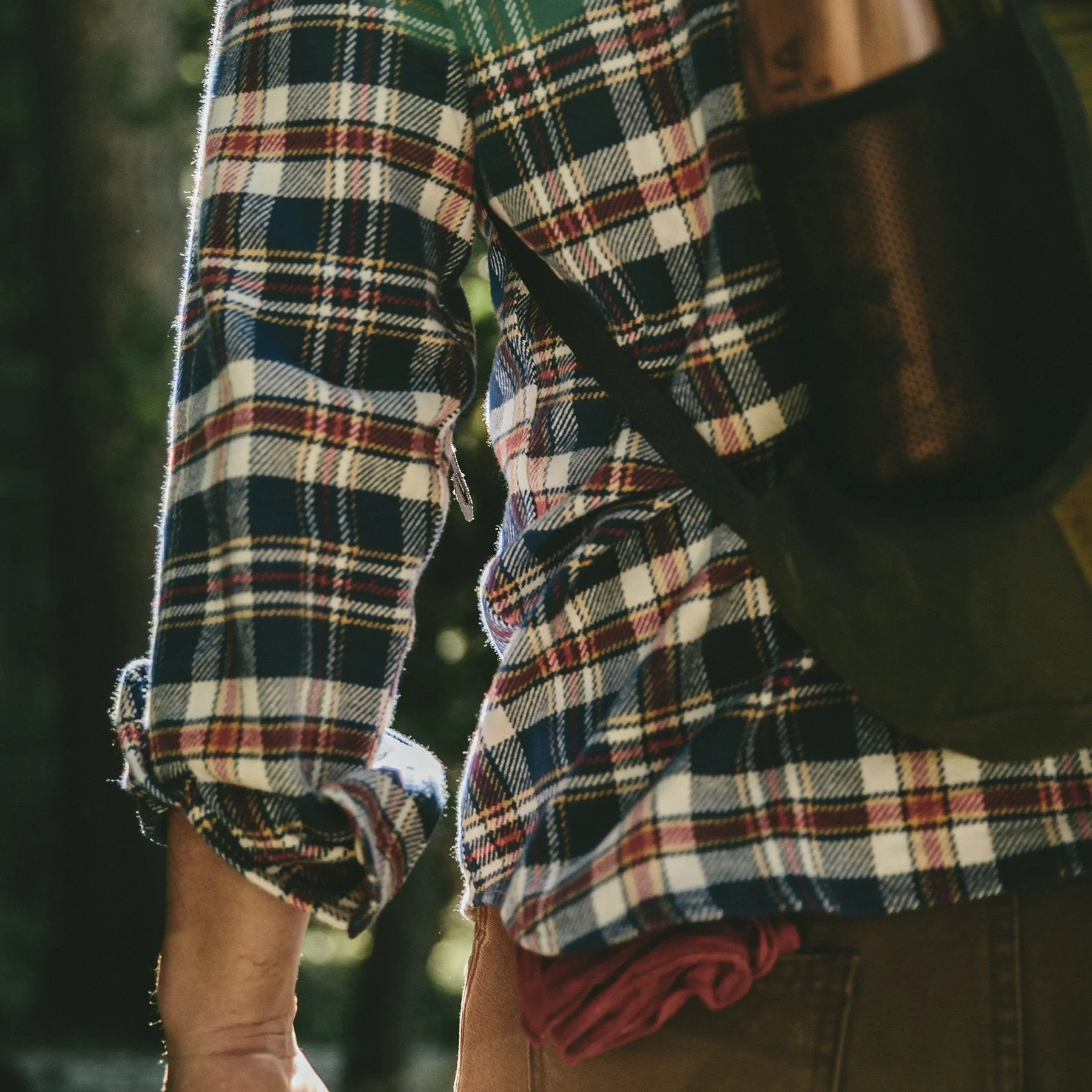 The Crater Shirt in Navy Plaid